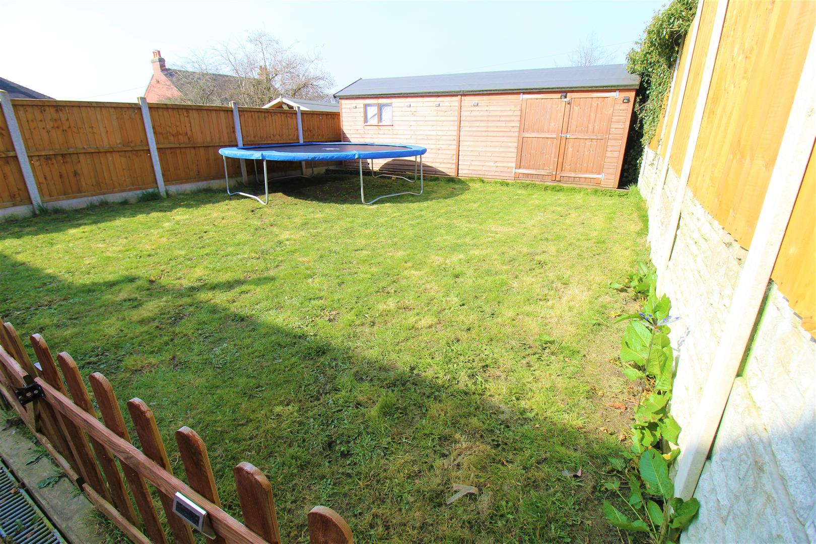 Willfield Lane, Brown Edge, Stoke-On-Trent